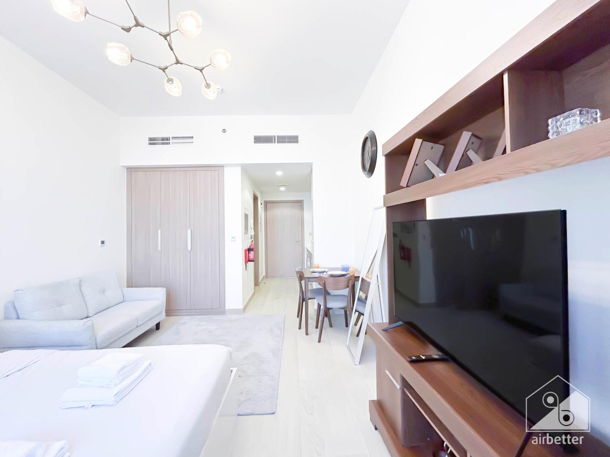 Azizi Riviera Elegant With Great Amenities Dubai