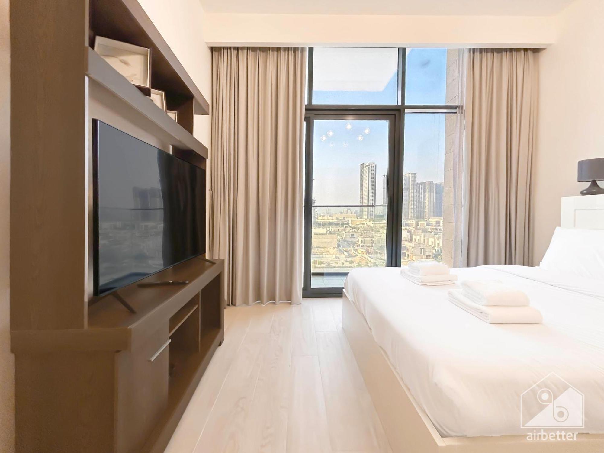 Apartment Azizi Riviera Elegant With Great Amenities Dubai